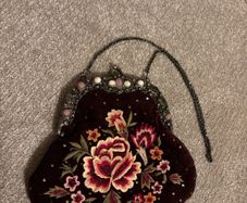 Velvet Floral Embroidery Evening Bag