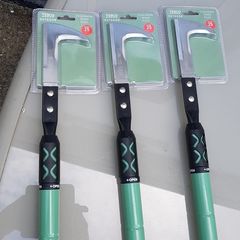 Extendable garden weed knifes