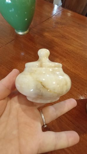 Onyx trinket box