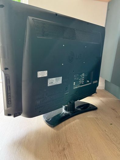 Used LG 27" Tv
