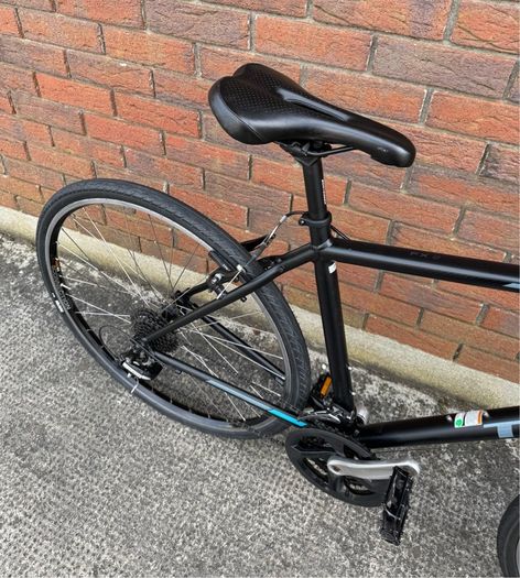 Trek FX2 Hybrid Bike