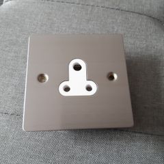 One Electrical Single Satin Chrome 5A lighting Socket