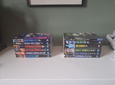 DC Compact Comics