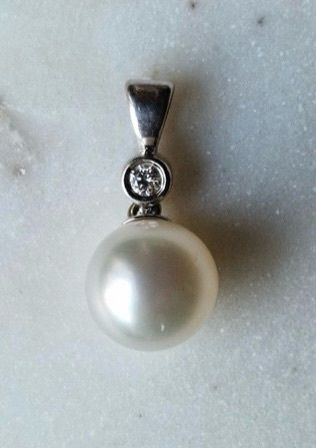 Pendant, Diamond & Pearl