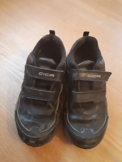 Boys Clarks Cica Trainers Shoes 11F