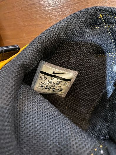 Nike shose