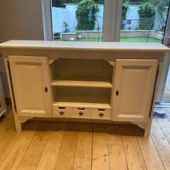 Top part of a dresser