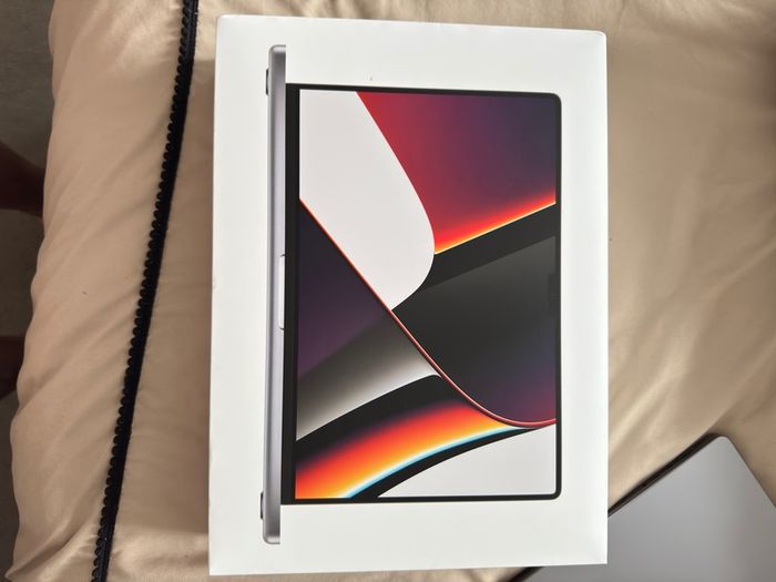 Apple MacBook Pro 16inch M1 Pro 1TB SSD 2021