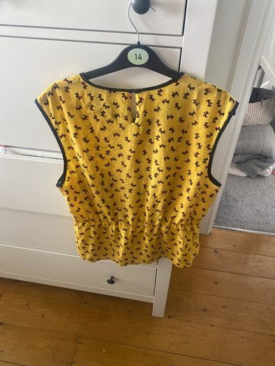 Dunnes top