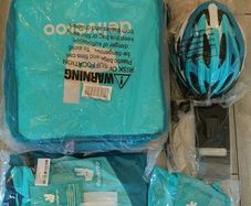 deliveroo waterproof bag and kit