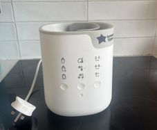 Tommee Tippee bottle warmer