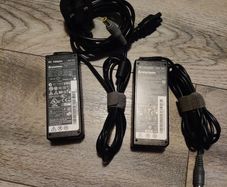 Lenovo charger 90 Watts 20v 4.5a round tip with pin inside