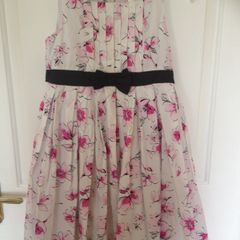 Dress age 8