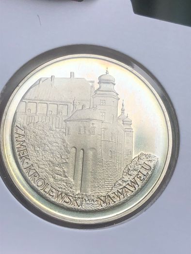 Silver 100 Zloty 1977.   Krakow Castle.post Included
