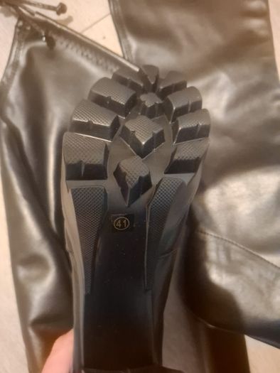 Womens boots size UK7/41