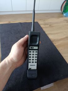 Vintage Novelty Brick Mobile Phone Shape Radio Rare Mw Am-fm-air Band