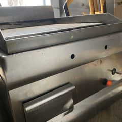 Professional and powerful Grill on gas