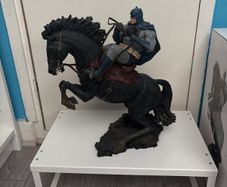 DC Collectibles - Batman The Dark Knight Returns