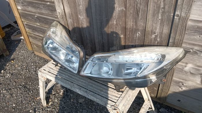 Insignia headlamps
