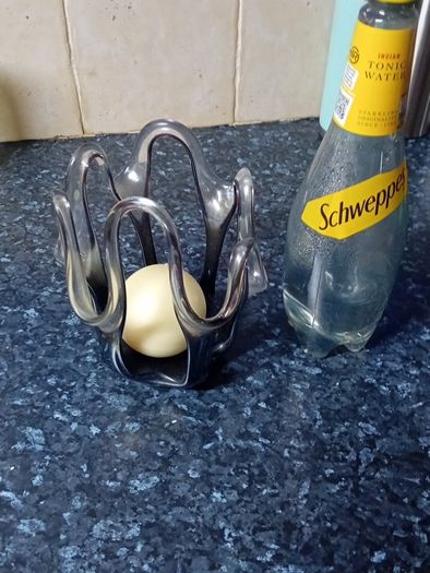Candle holder