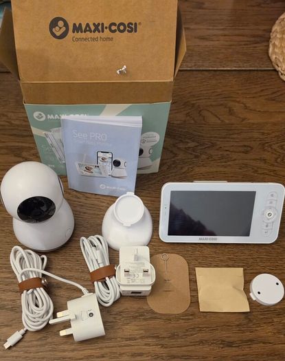 Smart baby monitor Maxi Cosi See Pro
