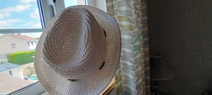 hat