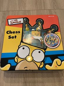 Simpsons Chess Set