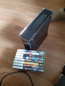 250GB Xbox 360S + Games