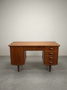 Danish Mid-Century Modern Teak Desk with Unique Top