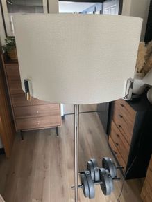 Elegant floor lamp