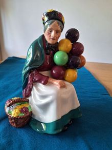 Old Balloon Seller