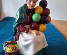 Old Balloon Seller