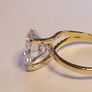 14k Gold ring with 5.2 ct Lab-Grown Diamonds, 5.04 ct main diamond cerified by IGI and Laser inscripted Ideal cut VVS2! Image 4