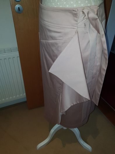 V by Very blush pink/beige wrap skirt size 10 bnwt