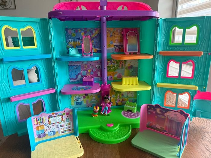 Gabby Dollhouse