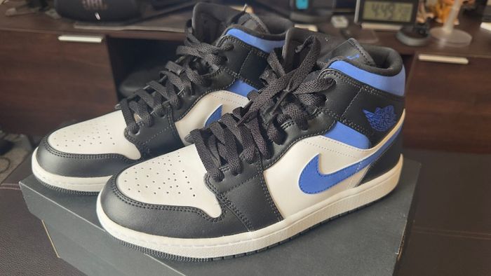 Nike Air Jordan 1 High Mid and Low (DEADSTOCK)