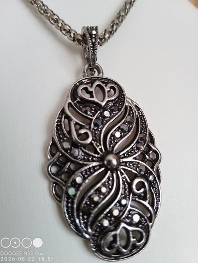 Marcasite Style Filigree Necklace and Earring Set