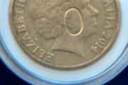 Rare 2014 - 1 Australian Dollar Coin Strike Errors On Face