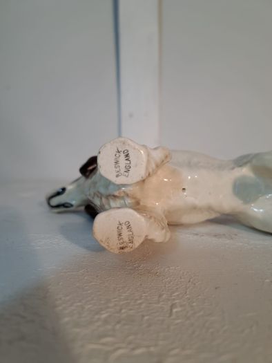 Old Beswick Daschound Figure