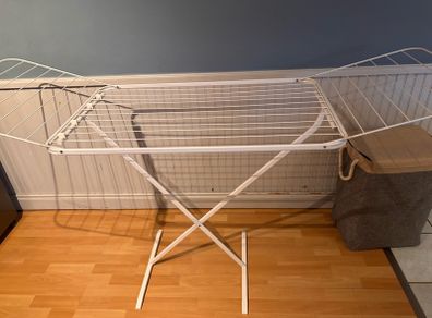 clothes line