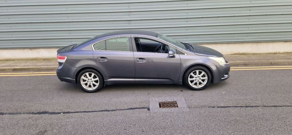 09 Toyota Avensis 2ltr d4d tax amd nct