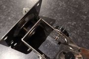 Metal bracket