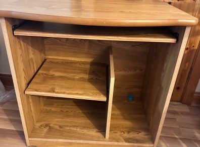 Computer table