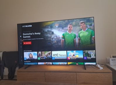 75 inch 4k Saumsung Smart TV