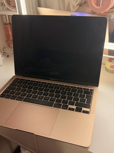 MacBook Air M1 13 inch 256GB Rose Gold Excellent Condition