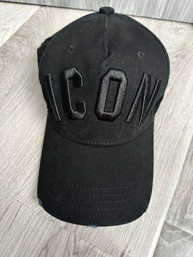 BNWT Black Cap