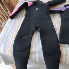 kids swimwear