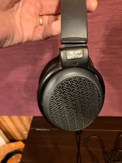 Sennheiser HD 580 Precision headphones