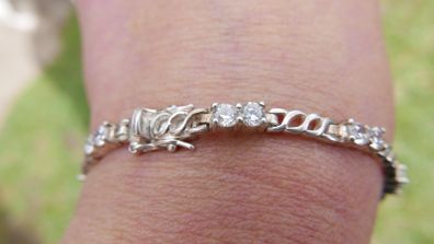 Vintage Sterling Silver 925 Cubic Zirconia Tennis Bracelet 14 Grams 8" Long
