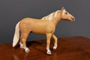 Retired Schleich Horse - Palomino Stallion Figure 13618